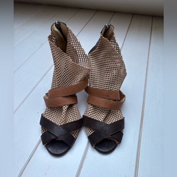 Muxart Heels Made In Spain - Picture 6 of 14